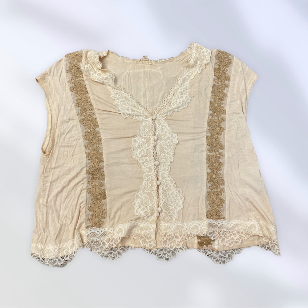 Lace crop top
